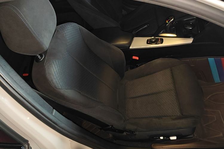 Used BMW 3 Series 2017 320i M Sport Right Front Seat