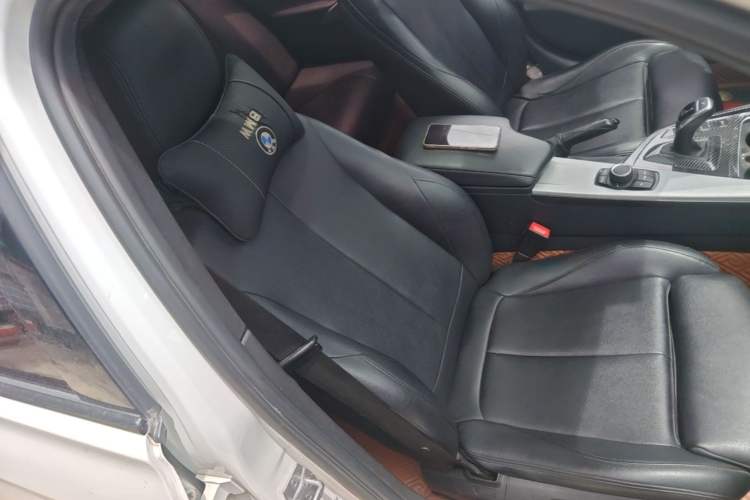 Used BMW 3 Series 2017 320i M Sport Right Front Seat