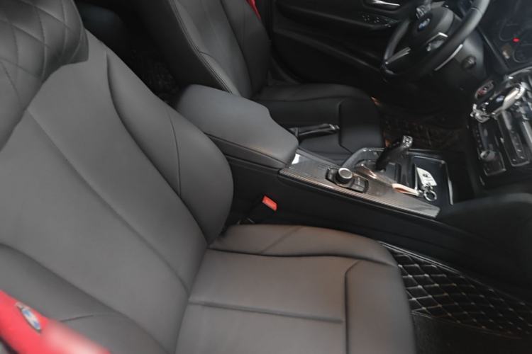 Used BMW 3 Series 2017 320Li Fashion Model Right Front Seat
