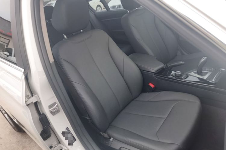 Used BMW 3 Series 2017 320Li Fashion Model Right Front Seat