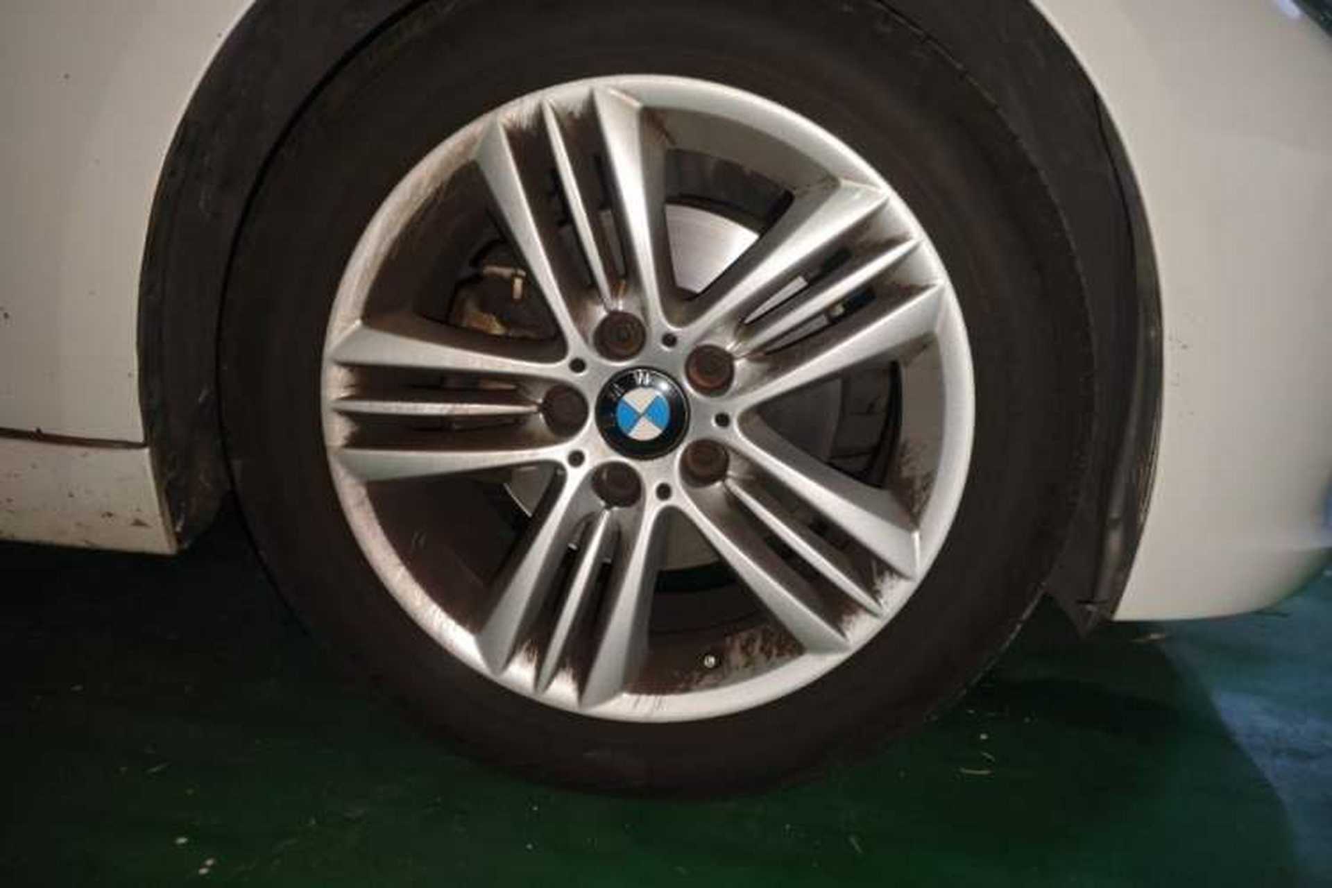Used BMW 3 Series 2017 320Li Fashion Model Right Front Wheel Hub