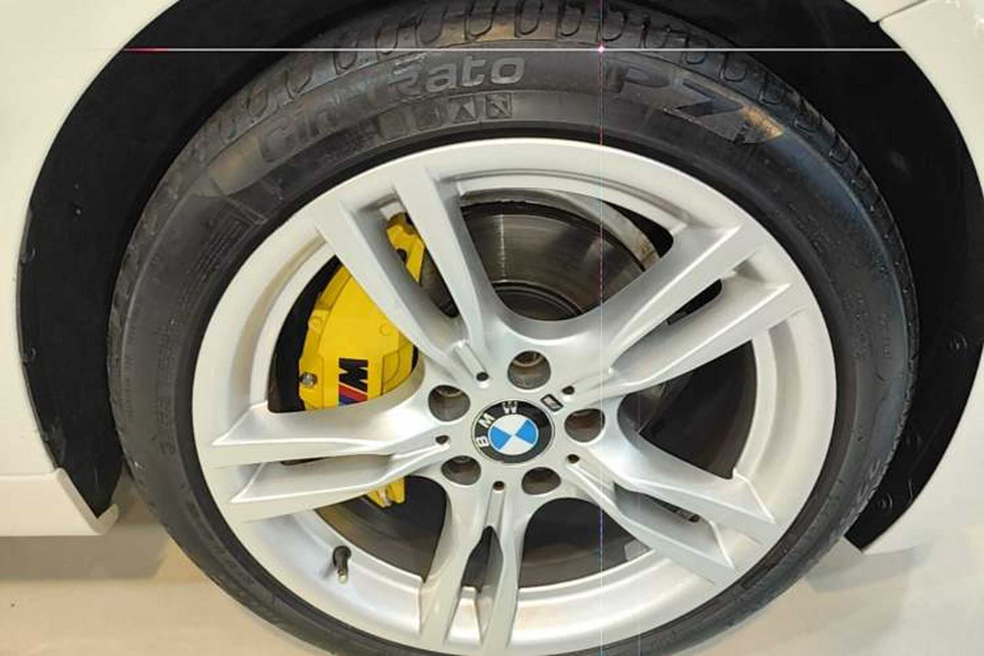 Used BMW 3 Series 2017 320Li M Sport Edition Right Front Wheel Hub