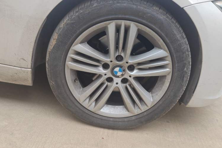 Used BMW 3 Series 2017 320Li Fashion Model
