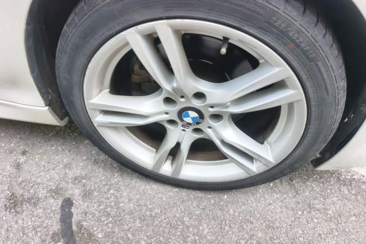 Used BMW 3 Series 2017 320Li M Sport Edition Right Front Wheel Hub