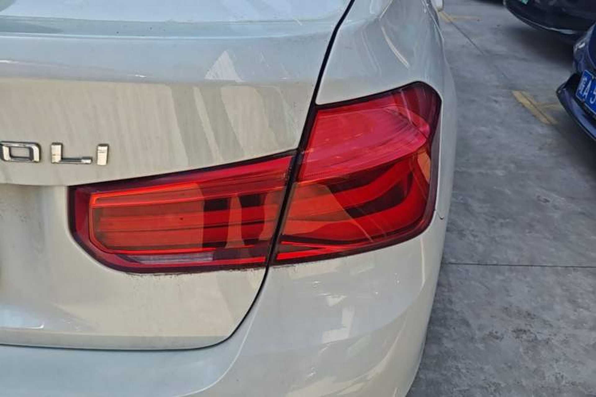 Used BMW 3 Series 2017 320Li Fashion Model Right Rear Taillight