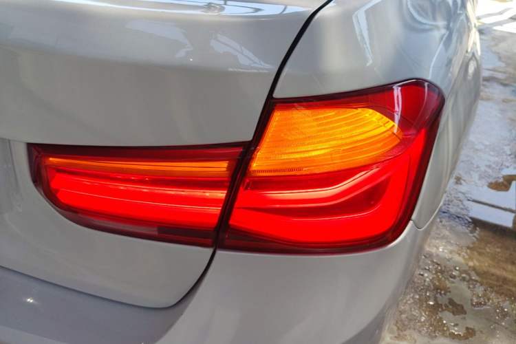 Used BMW 3 Series 2017 318i Fashion Model Right Rear Taillight