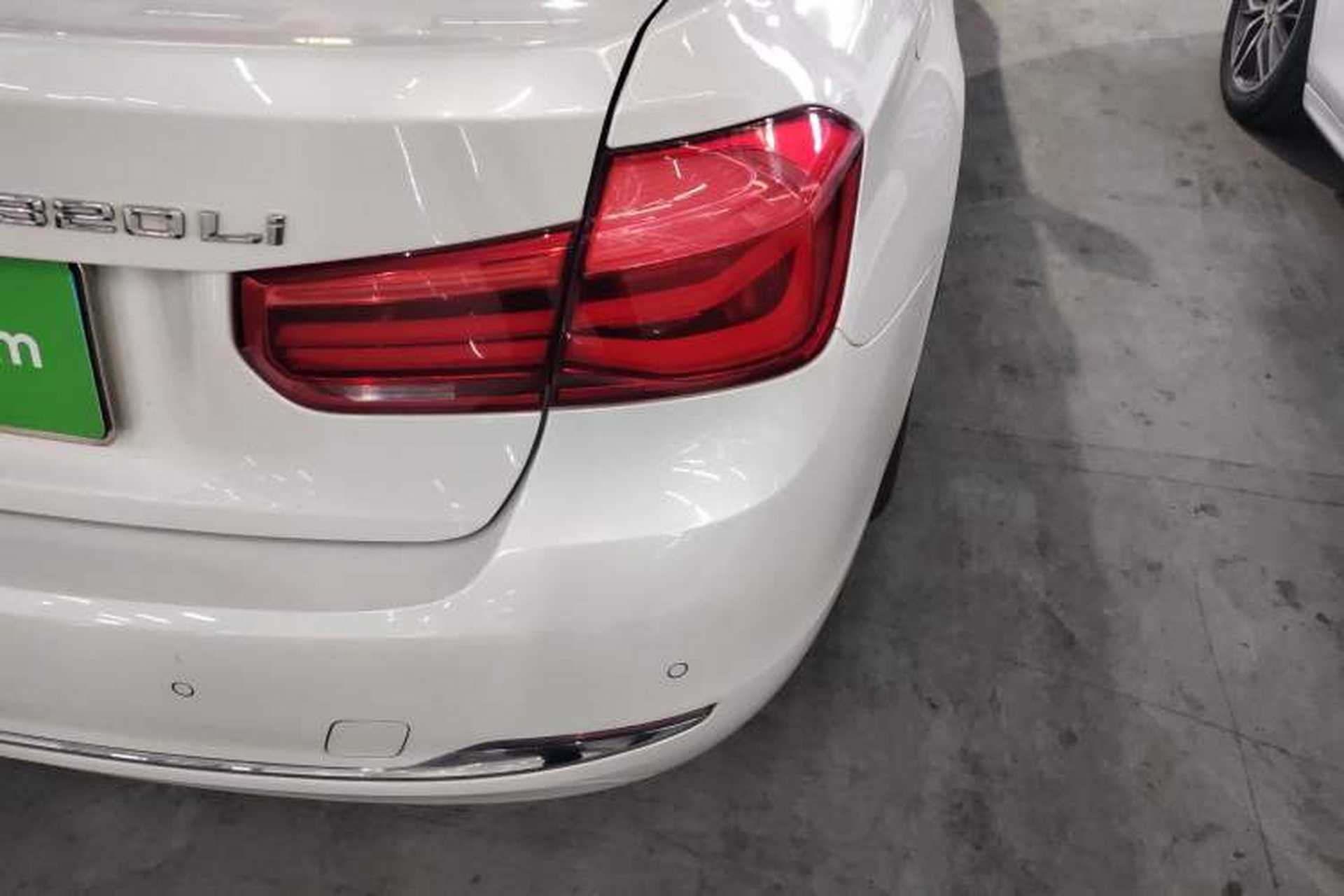 Used BMW 3 Series 2017 320Li Fashion Model Right Rear Taillight