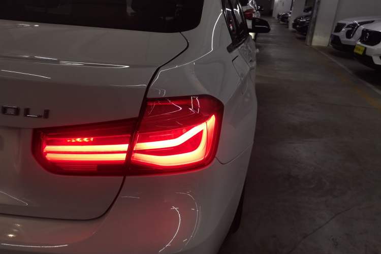 Used BMW 3 Series 2017 320Li M Sport Edition Right Rear Taillight
