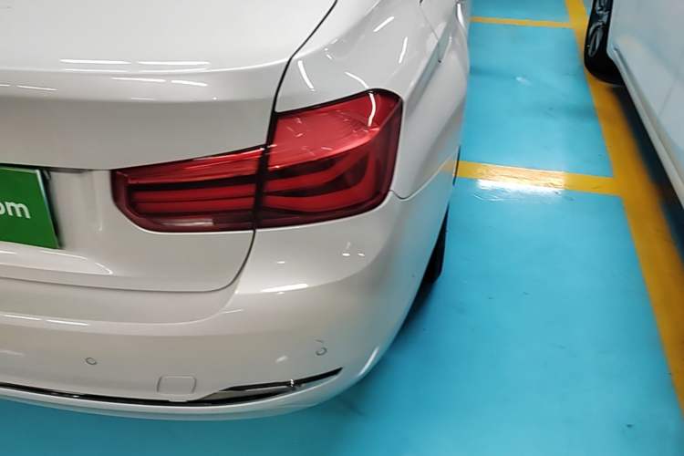 Used BMW 3 Series 2017 318Li Fashion Model Right Rear Taillight