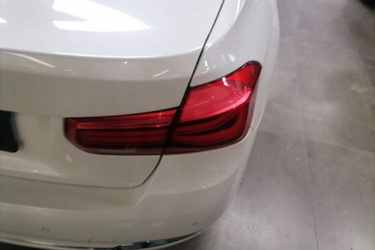 Used BMW 3 Series 2017 318Li Fashion Model Right Rear Taillight