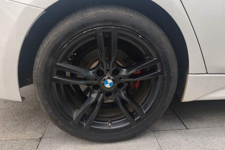 Used BMW 3 Series 2017 320Li M Sport Edition Right Rear Wheel Hub