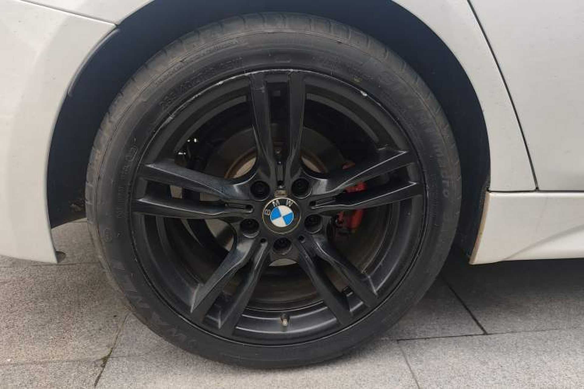 Used BMW 3 Series 2017 320Li M Sport Edition Right Rear Wheel Hub