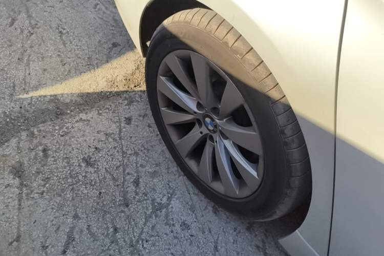 Used BMW 3 Series 2017 318Li Fashion Model Right Rear Wheel Hub