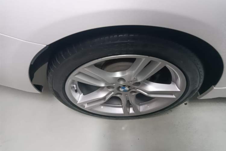 Used BMW 3 Series 2017 320Li M Sport Edition Right Rear Wheel Hub