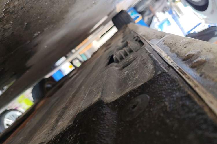 Used BMW 3 Series 2017 318i Fashion Model Right Side Sill
