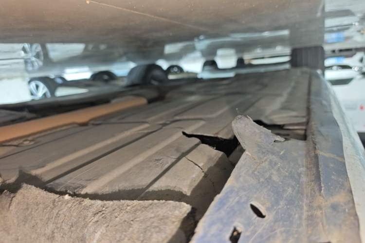 Used BMW 3 Series 2017 320Li M Sport Edition Right Side Sill