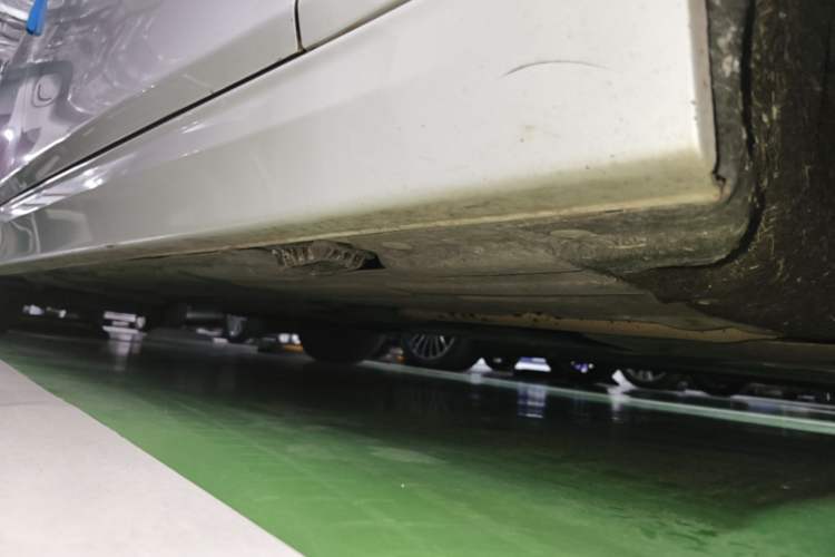 Used BMW 3 Series 2017 320Li Fashion Model Right Side Sill