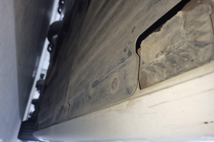Used BMW 3 Series 2017 320Li M Sport Edition Right Side Sill