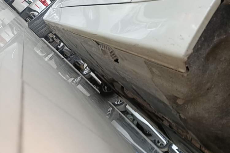 Used BMW 3 Series 2017 318i Fashion Model Right Side Sill