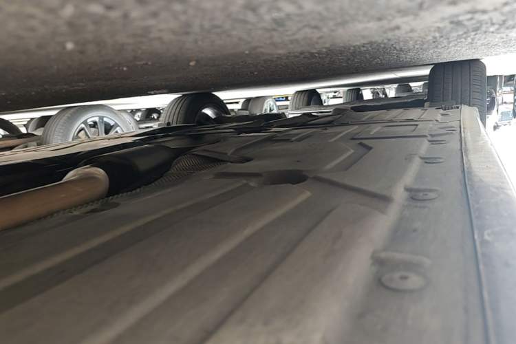 Used BMW 3 Series 2017 320Li Fashion Model Right Side Sill