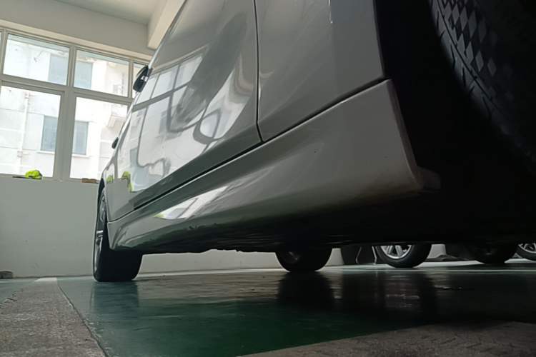Used BMW 3 Series 2017 320Li M Sport Edition Right Side Sill