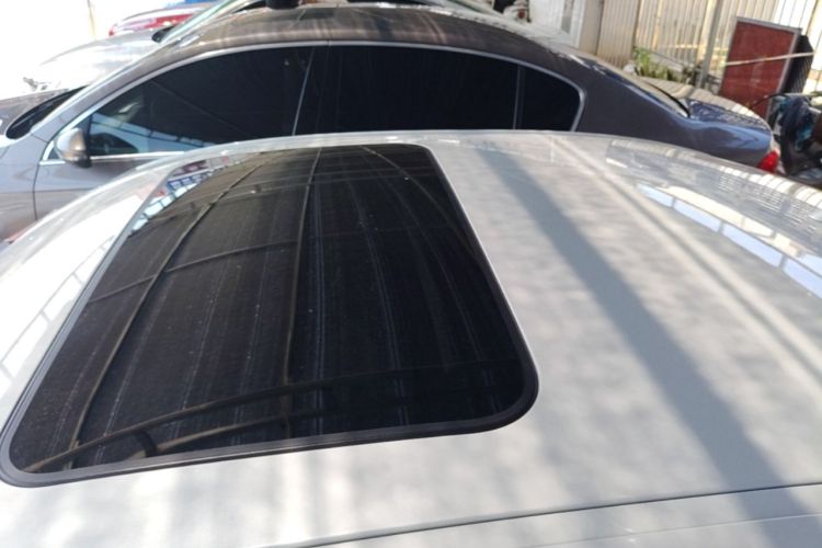 Used BMW 3 Series 2017 318i Fashion Model Roof