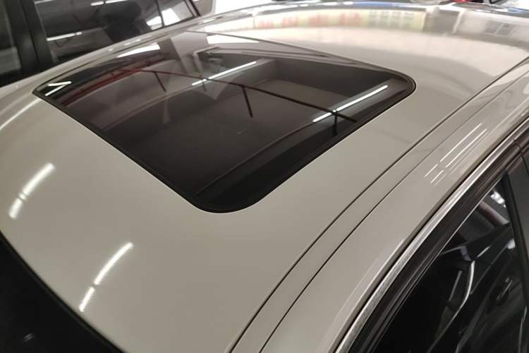 Used BMW 3 Series 2017 320Li Fashion Model Roof