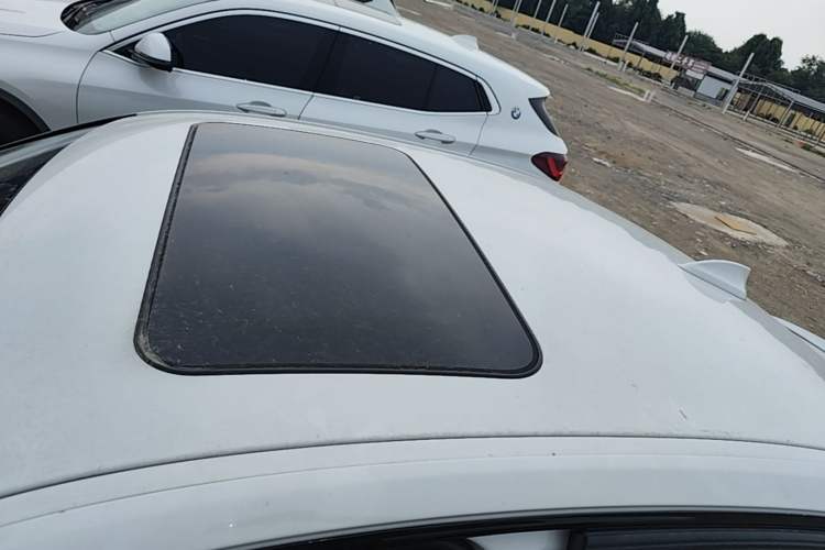 Used BMW 3 Series 2017 320i M Sport Roof