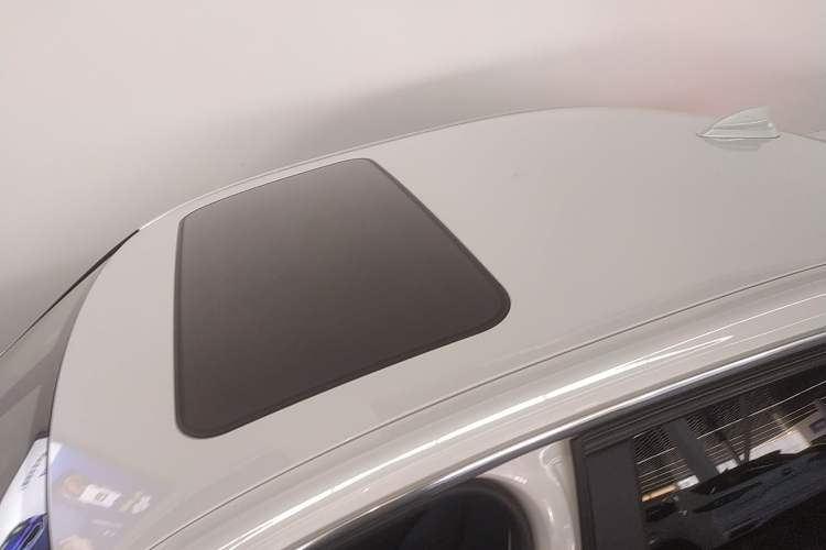 Used BMW 3 Series 2017 318Li Fashion Model Roof