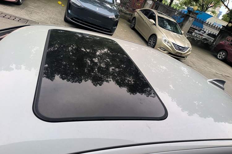 Used BMW 3 Series 2017 320Li Fashion Model Roof