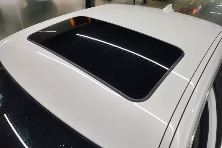Used BMW 3 Series 2017 320Li Fashion Model Roof