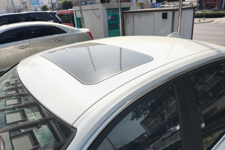 Used BMW 3 Series 2017 320Li xDrive Fashion Model Roof
