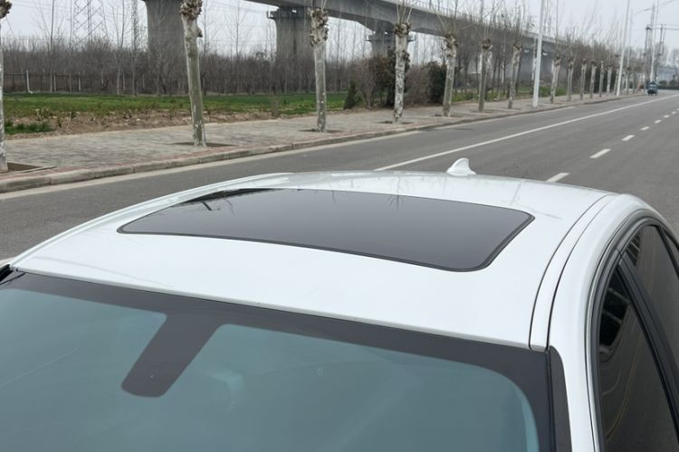 Used BMW 3 Series 2017 320Li Fashion Model Roof