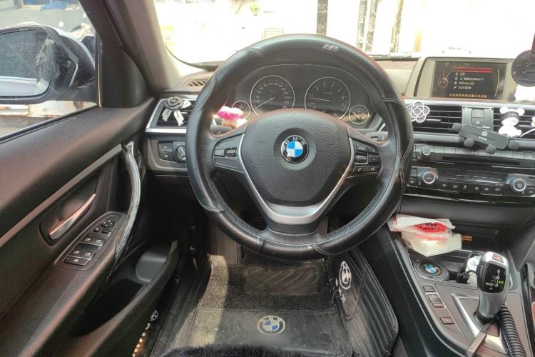 Used BMW 3 Series 2017 320Li Fashion Model Steering Wheel
