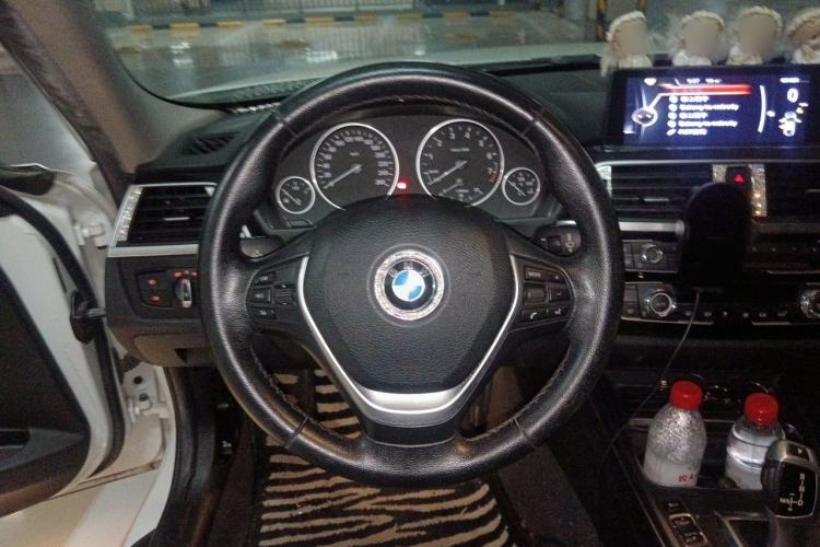 Used BMW 3 Series 2017 320Li Fashion Model Steering Wheel