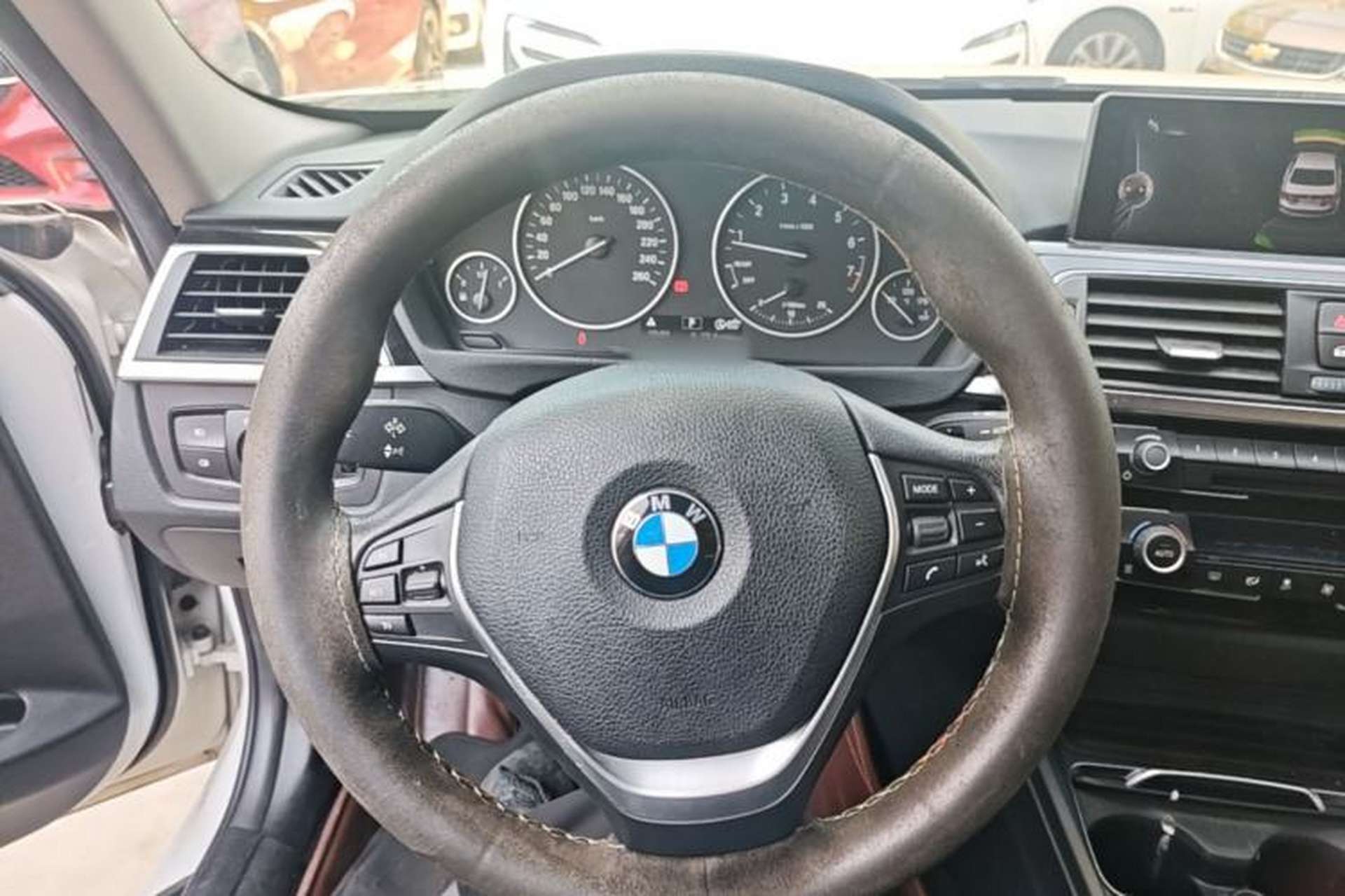 Used BMW 3 Series 2017 320Li Fashion Model Steering Wheel