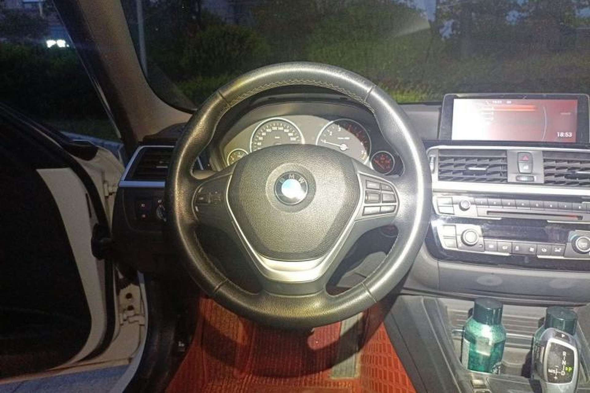 Used BMW 3 Series 2017 318Li Fashion Model Steering Wheel