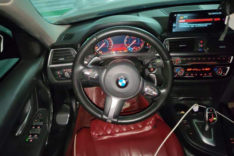 Used BMW 3 Series 2017 320Li M Sport Edition Steering Wheel