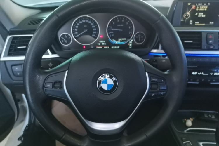 Used BMW 3 Series 2017 320Li Fashion Model Steering Wheel