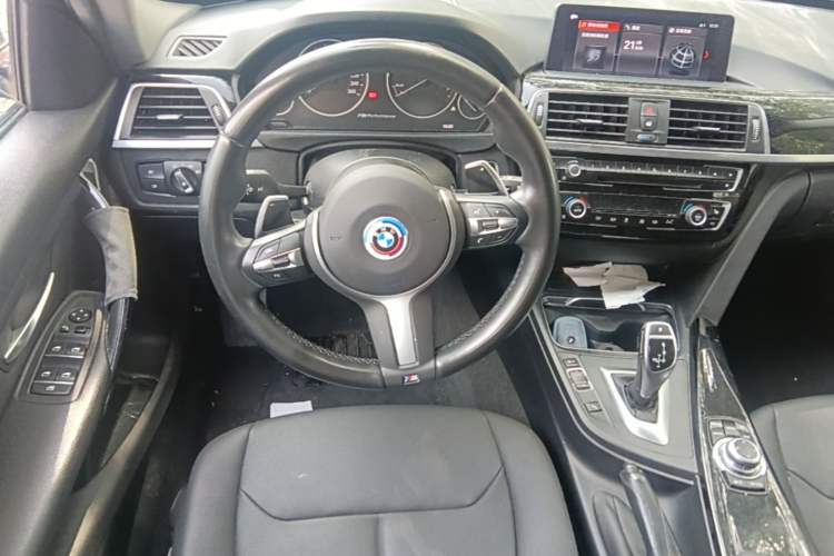 Used BMW 3 Series 2017 320Li M Sport Edition Steering Wheel