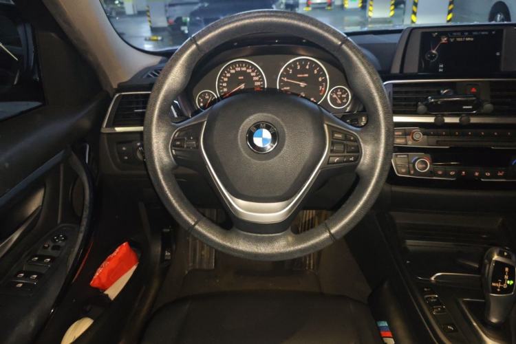 Used BMW 3 Series 2017 320Li Fashion Model Steering Wheel