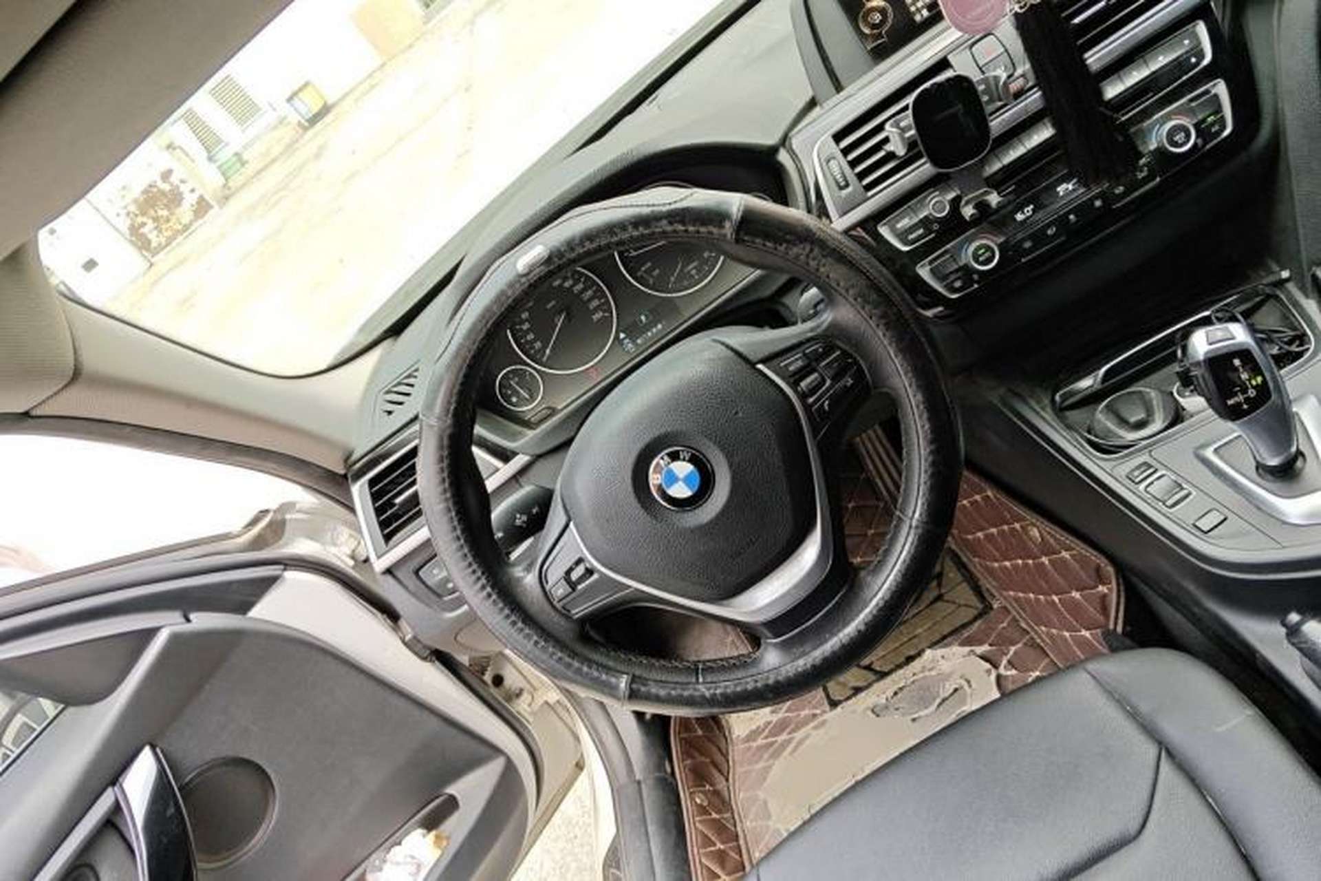 Used BMW 3 Series 2017 320Li Fashion Model Steering Wheel