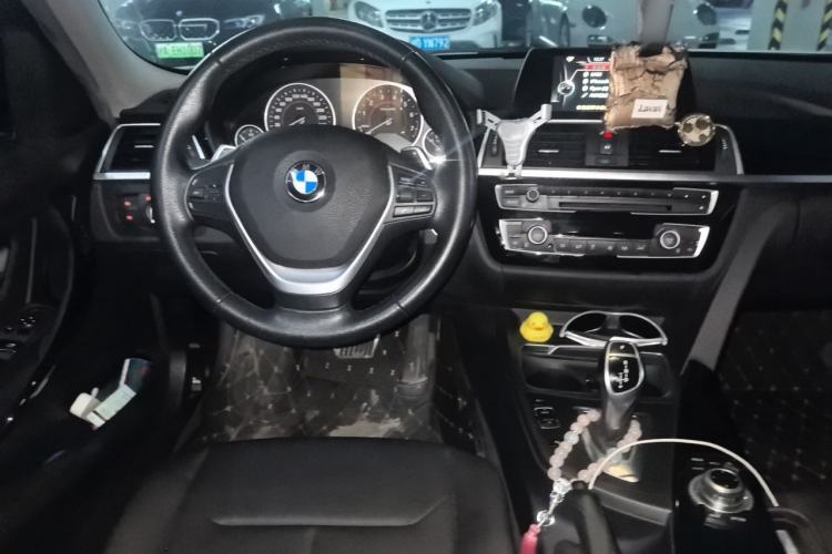 Used BMW 3 Series 2017 320Li M Sport Edition Steering Wheel