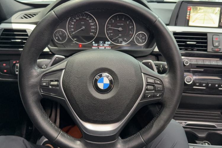 Used BMW 3 Series 2017 320i M Sport Steering Wheel