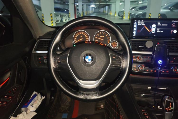 Used BMW 3 Series 2017 320Li Fashion Model Steering Wheel