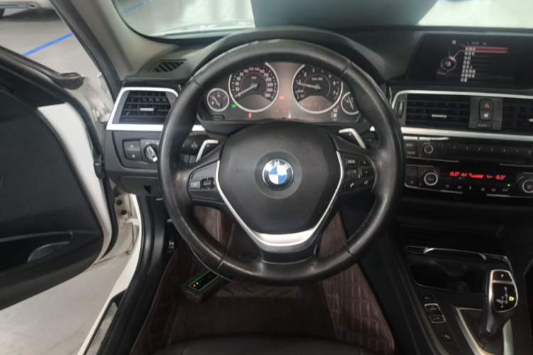 Used BMW 3 Series 2017 320Li M Sport Edition Steering Wheel