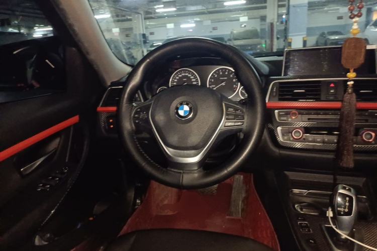 Used BMW 3 Series 2017 320Li Fashion Model Steering Wheel
