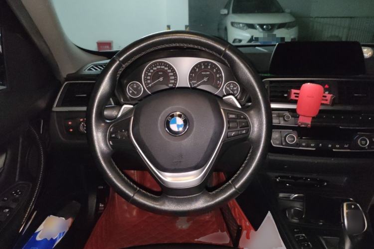 Used BMW 3 Series 2017 320Li M Sport Edition Steering Wheel