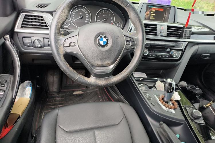 Used BMW 3 Series 2017 320Li Fashion Model Steering Wheel