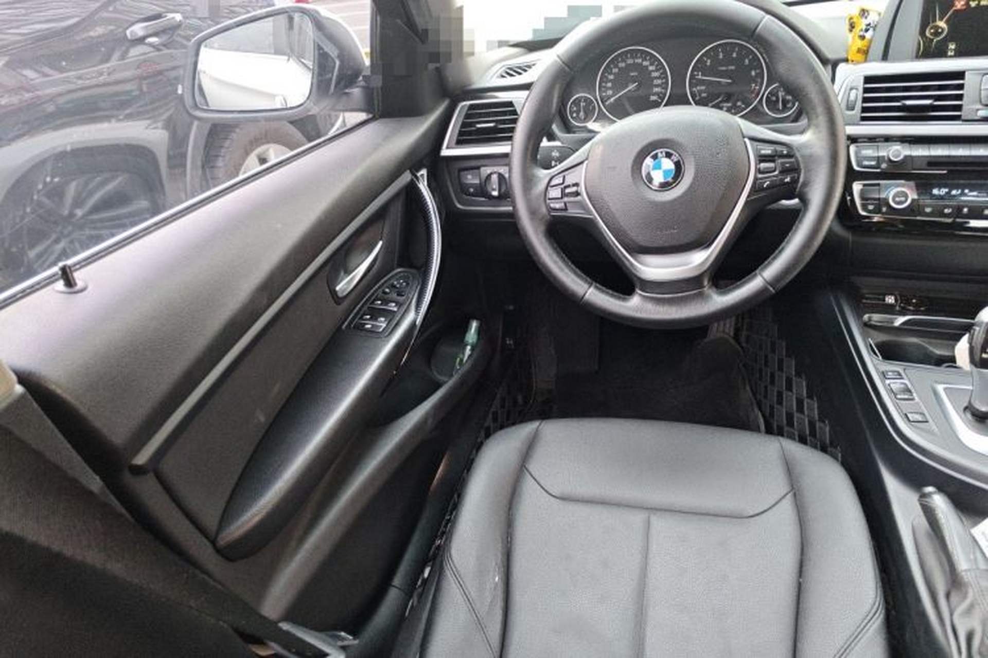Used BMW 3 Series 2017 320Li Fashion Model Steering Wheel